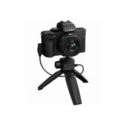 Alternative view of Panasonic Lumix DC-G100 + 12-32mm + Poignée/Trépied DMW-SHGR1