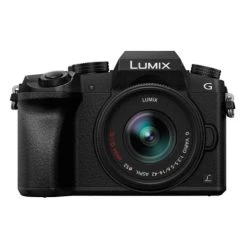 Panasonic Lumix DMC-G70KA-EGK Appareil Photo 16 MP 3x Zoom Optique 4K LCD MOS Sa...