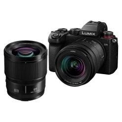 Alternative view of Panasonic Pack Lumix S5 + S 20-60mm F/3.5-5.6 + S 85mm F/1.8
