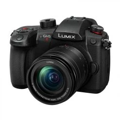PANASONIC LUMIX GH5 II + Objectif G Vario 12-60mm F/3.5-5.6 ASPH Power...