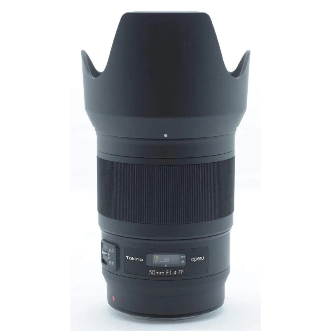 Tokina Opera 1,4/50 Canon EF 1 Tokina Opera 1,4/50 Canon EF
